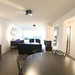 In Near Zwin Reserve Apartment